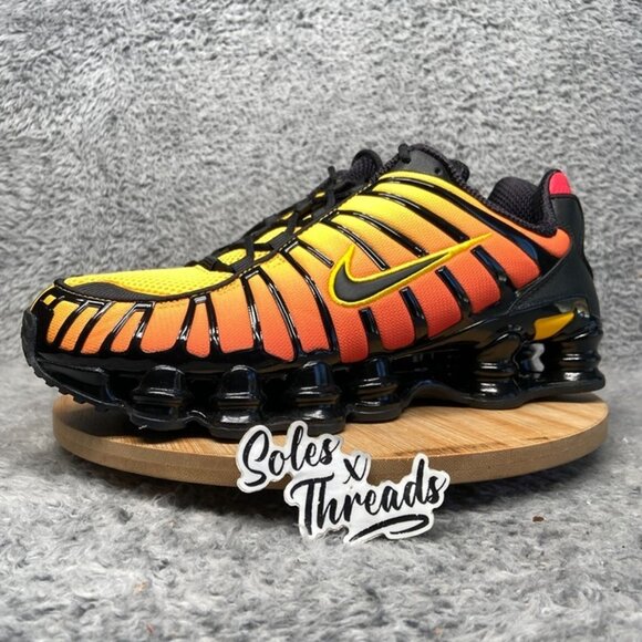 Nike Shox TL Men Size 10 Black Amarillo University Red AV3595-004 main image 5